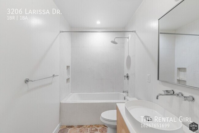 Building Photo - 3206 Larissa Dr