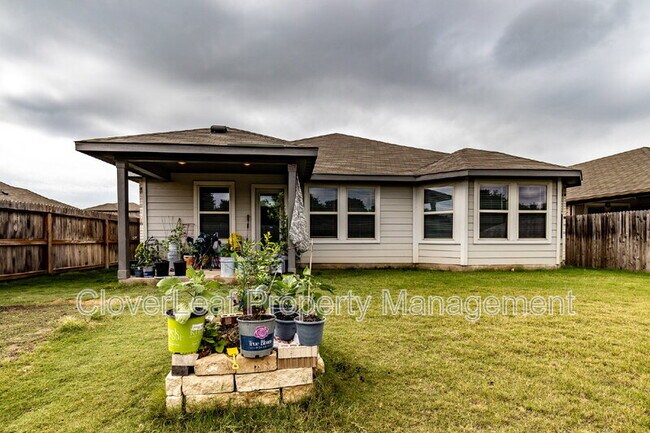 Building Photo - 3033 Casillero St