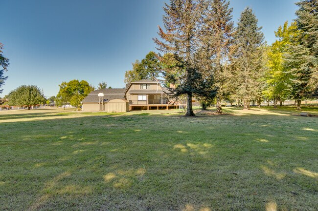 Backyard - 4001 NW 127th St
