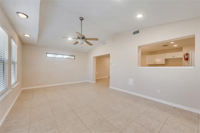 Building Photo - 8611 Hanford Dr