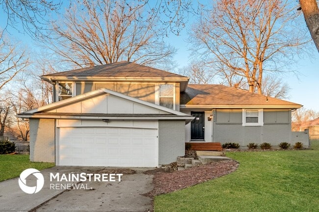 Building Photo - 12806 Richmond Ave