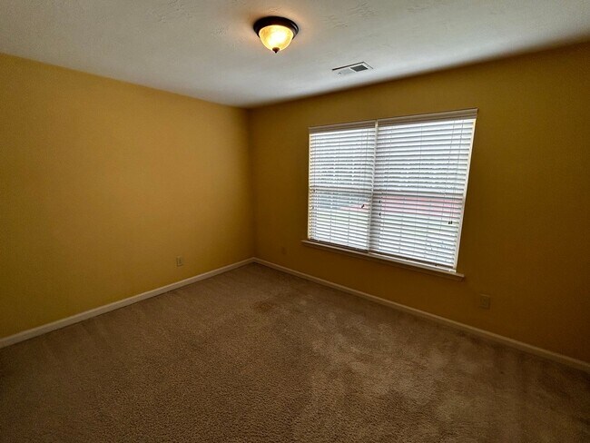 Building Photo - 1521 Baldwin Lakes Dr