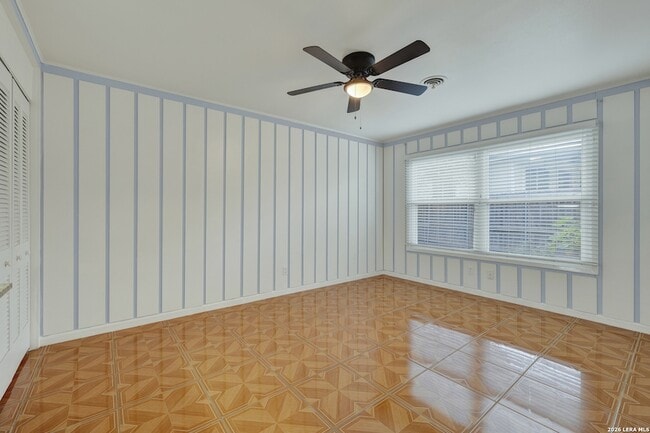 Building Photo - 146 Cardinal Dr