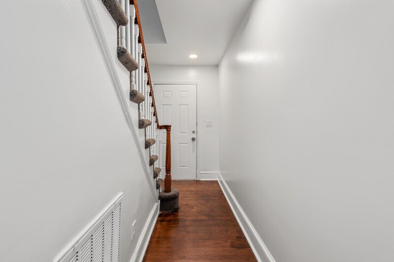 Building Photo - 123 Hopewell St