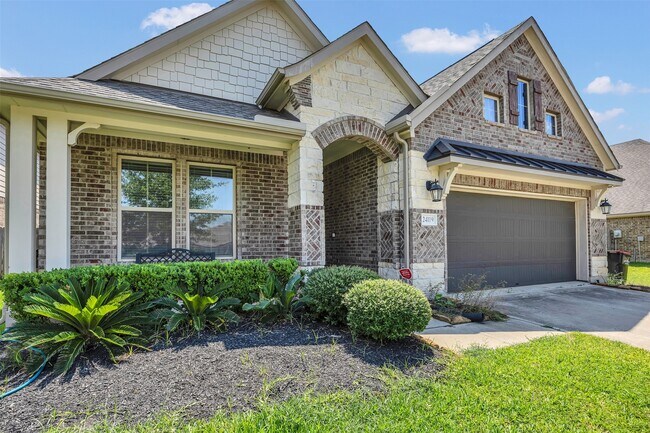 Building Photo - 24119 Kingdom Isle Ln