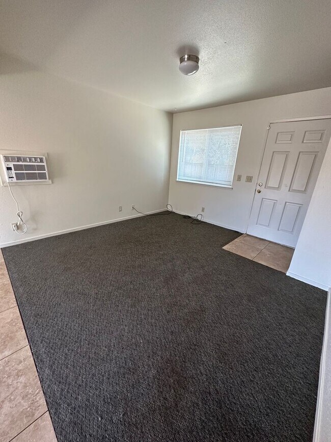 Building Photo - 2031 Oroville-Chico Hwy