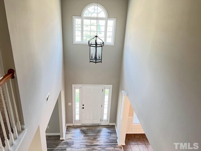 Building Photo - 5 Bedroom 3 Bath Single Family Fenced Yard for Rent - Apex