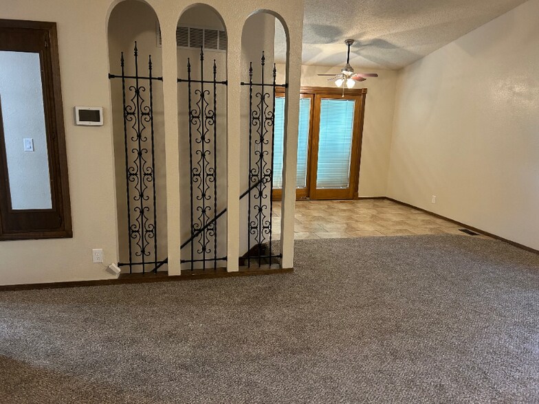 Building Photo - 322 Ranger Ave