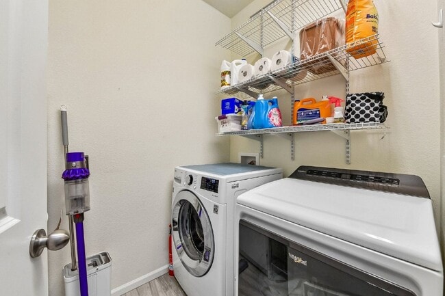 Building Photo - 7956 S Grand Baker Way