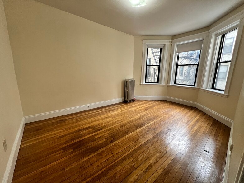 Building Photo - 1188 Commonwealth Ave