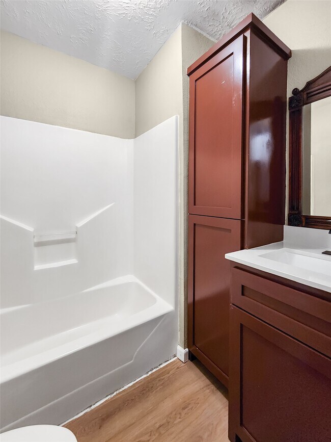 Building Photo - 137 County Rd 3431