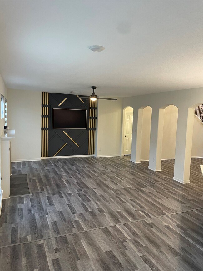 Building Photo - 24315 Camillia Ridge Way