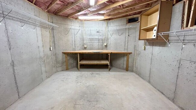 Building Photo - Stunning Cumming Executive Home, Hand Scra...