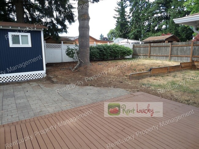 Building Photo - Super-Cute 3-Bedroom House in Fantastic Re...