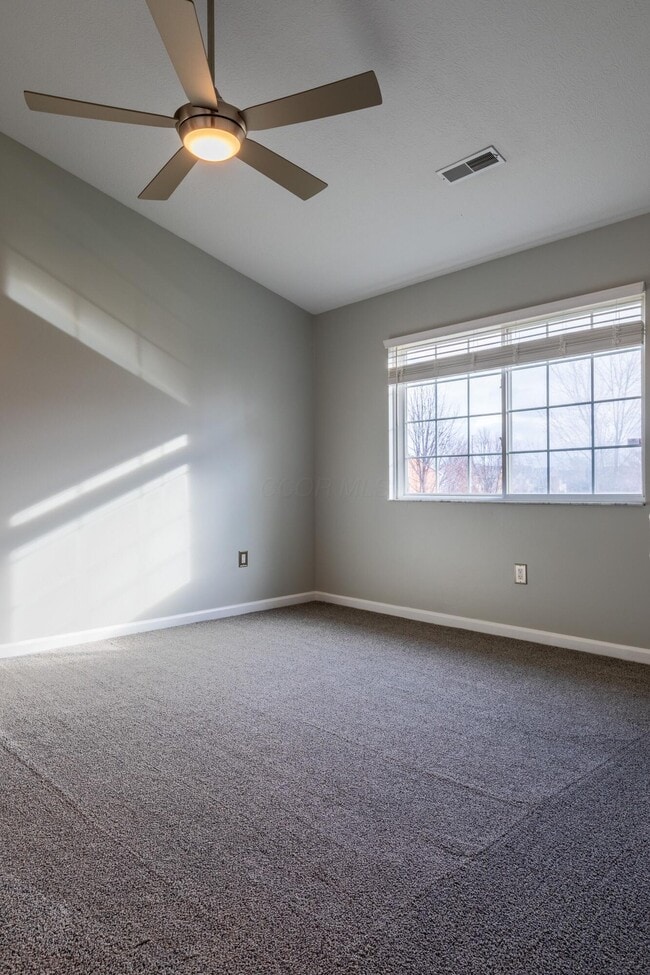 Building Photo - 8081 Crane's Crossing Dr