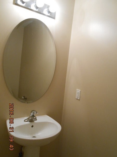 Building Photo - Three Bedroom Townhome in Townes of Buckwalter