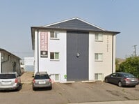 Building Photo - 2365 Emporia St