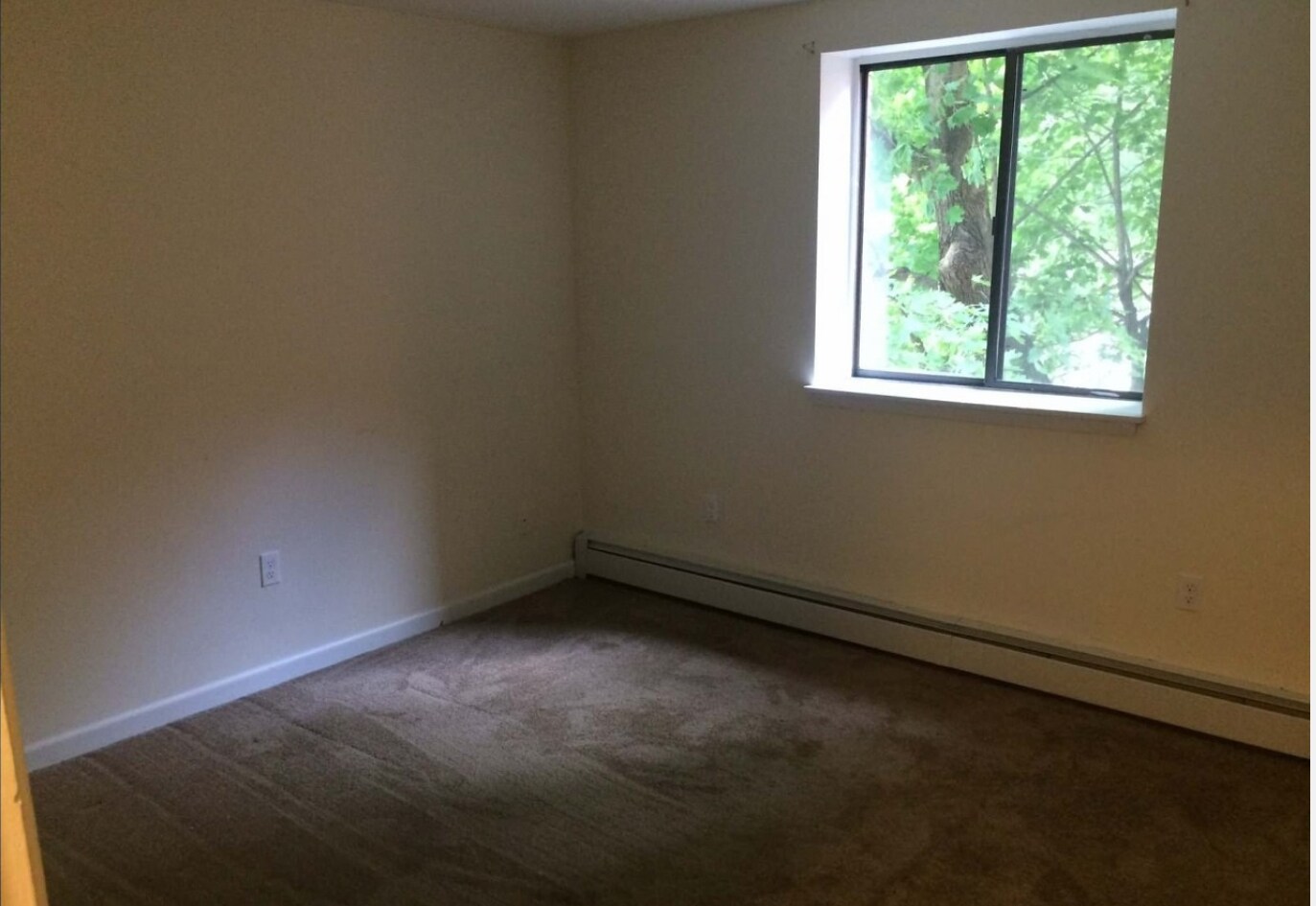 Building Photo - 755 Wethersfield Ave