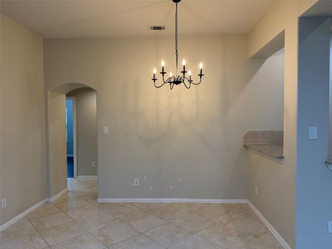 Building Photo - 29015 Davenport Dr