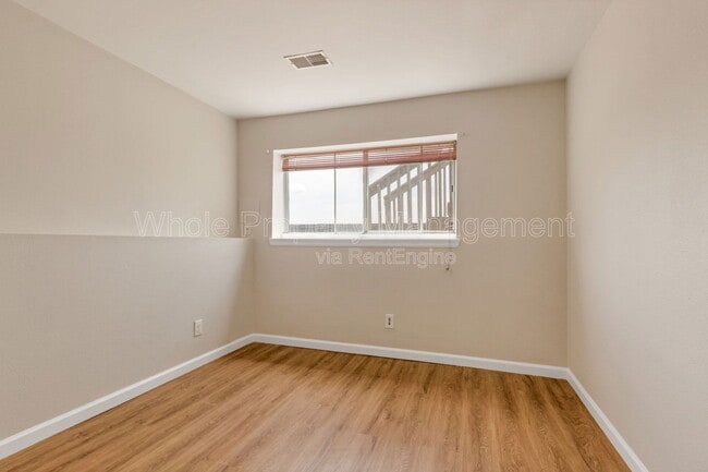 Building Photo - 20612 E Batavia Dr