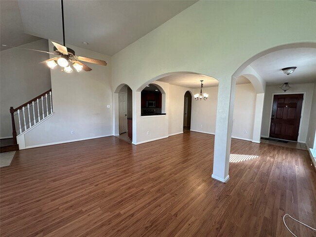 Building Photo - 10903 Tobar Falls Cir