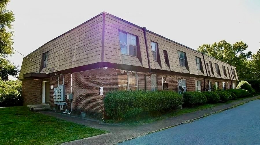 Building Photo - 441 Harding Pl
