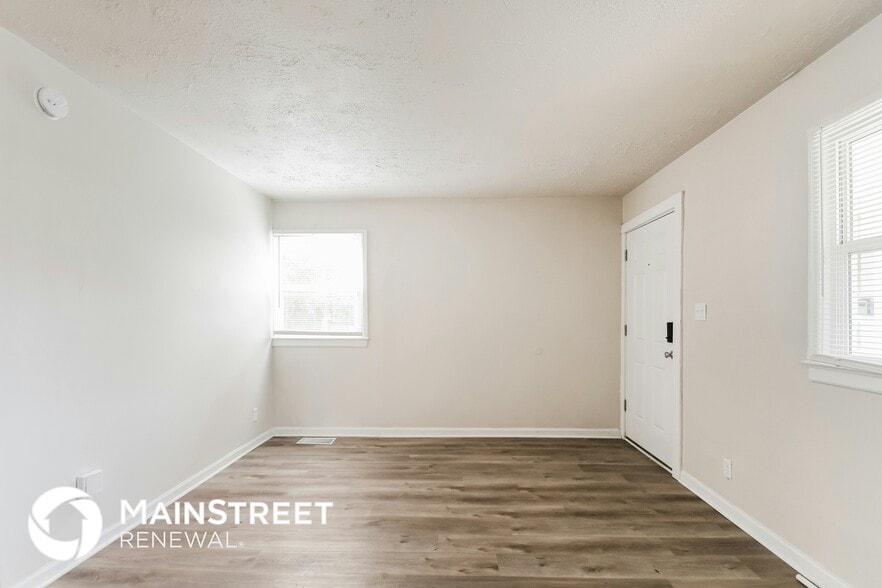 Building Photo - 8161 Schoen Dr