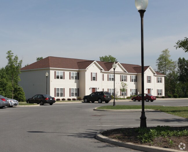 Northbrook Apartments Queensbury, NY Apartment Finder