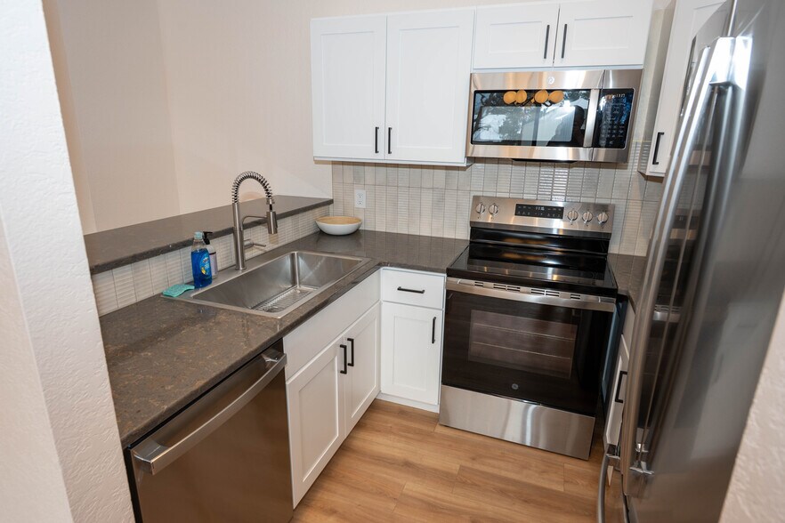 Building Photo - 3545 28th St