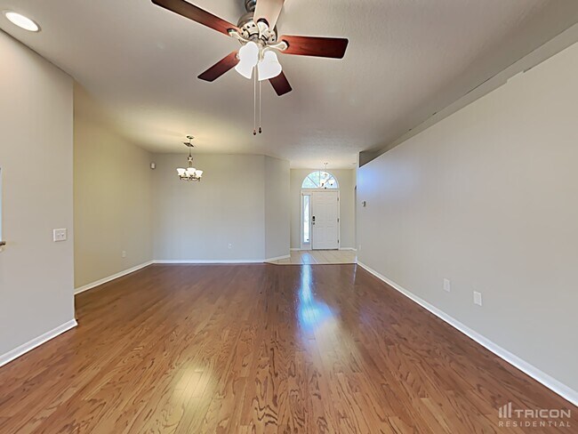 Building Photo - 24409 Breezy Oak Ct