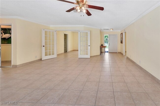Building Photo - 639 Pompano Dr