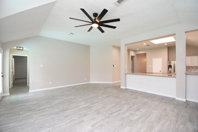 Building Photo - 23122 Beech Canyon Dr