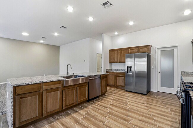 Building Photo - 14329 Steve Joyce Pkwy
