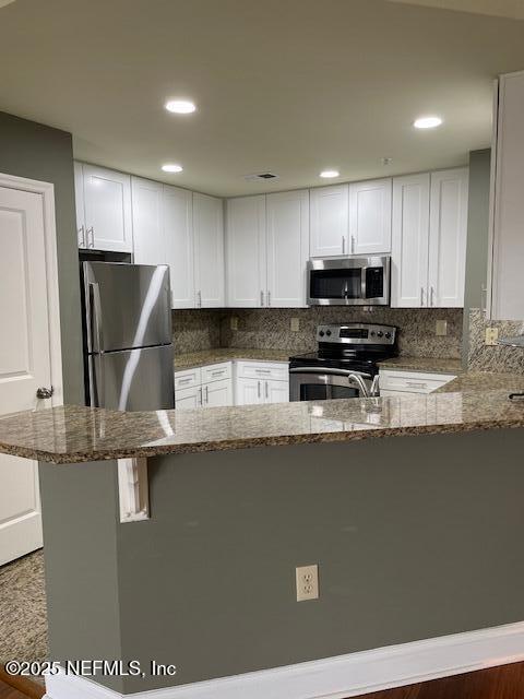 Building Photo - 400 E Bay St