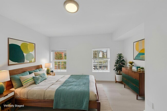 Building Photo - 65 St Pauls Ave