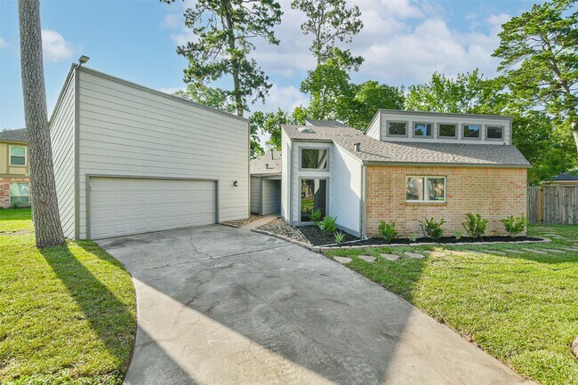 Building Photo - 13438 Wiley Martin Dr