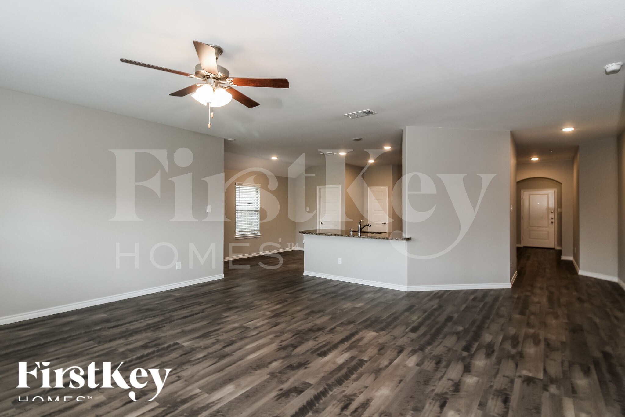 Building Photo - 117 Lazy Berry Way