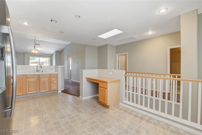 Building Photo - 669 Peachy Canyon Cir