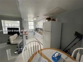 Building Photo - 3901 SW 112th Ave