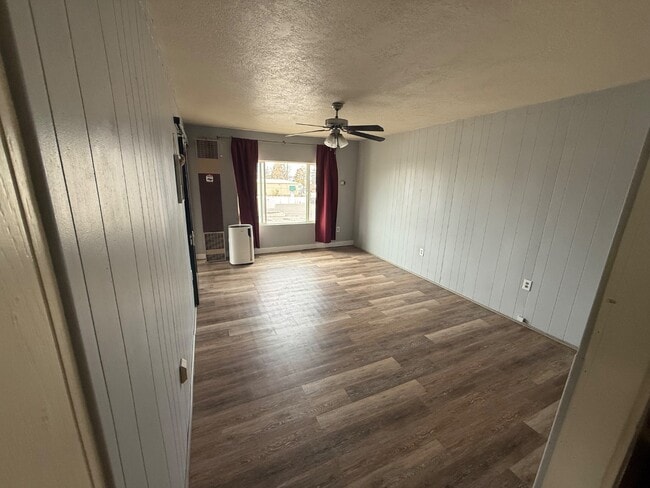 Building Photo - 305 Harrison St