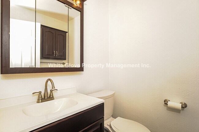 Building Photo - Remodeled 3-Bedroom San Dimas Condo with Garage and Community Pool