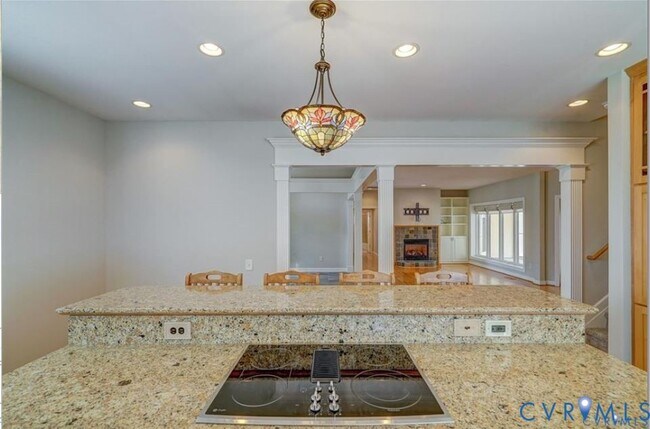 Building Photo - 4753 Royal Burgess Ct