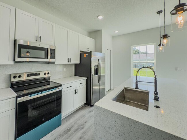 Building Photo - 1686 SW 162nd St