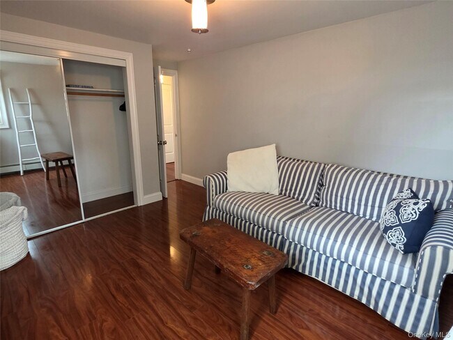 Building Photo - 34 Trenton Ave