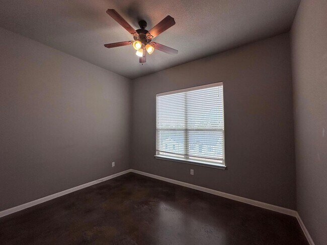 Building Photo - 200 Mauna Kea Ln