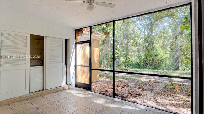 Building Photo - 3846 Coral Tree Cir