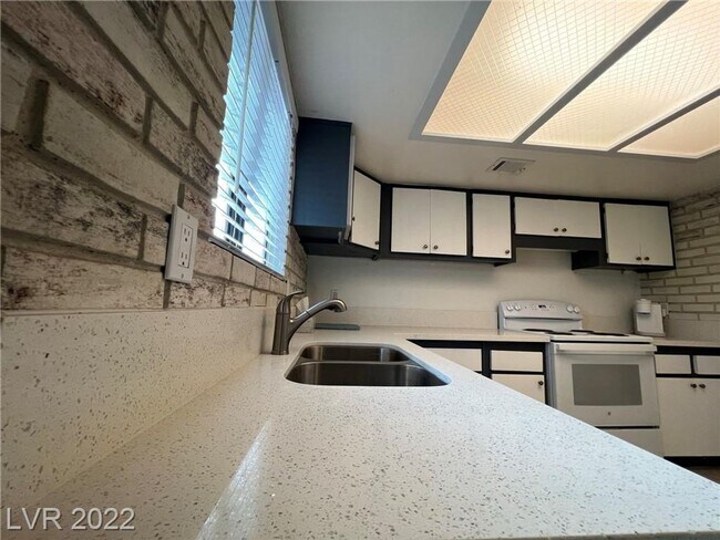 Building Photo - Immaculate two bedroom, two story town hom...