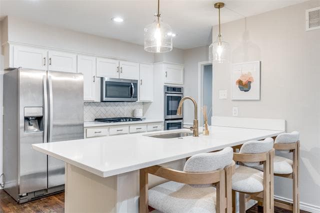 Building Photo - 6108 Rincon Way