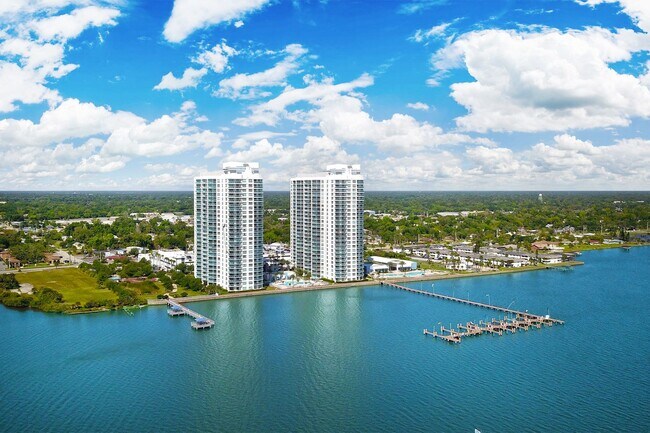 Building Photo - Furnished Condo at Marina Grande