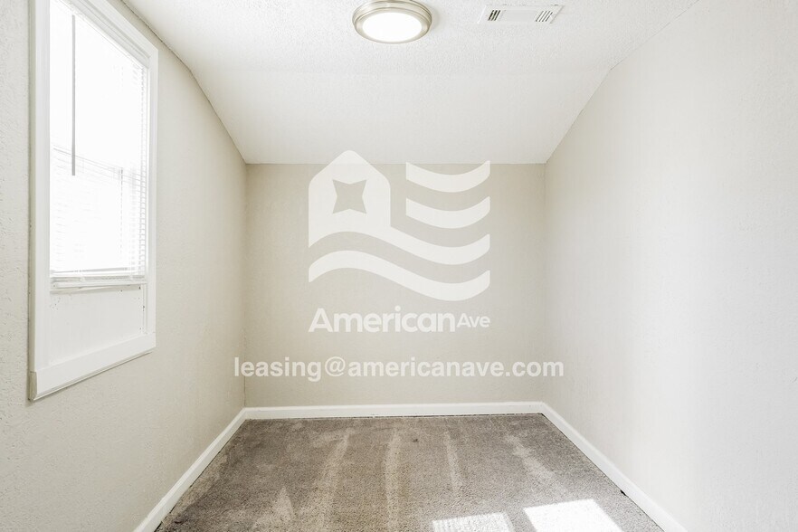 Building Photo - 509 Isley Blvd